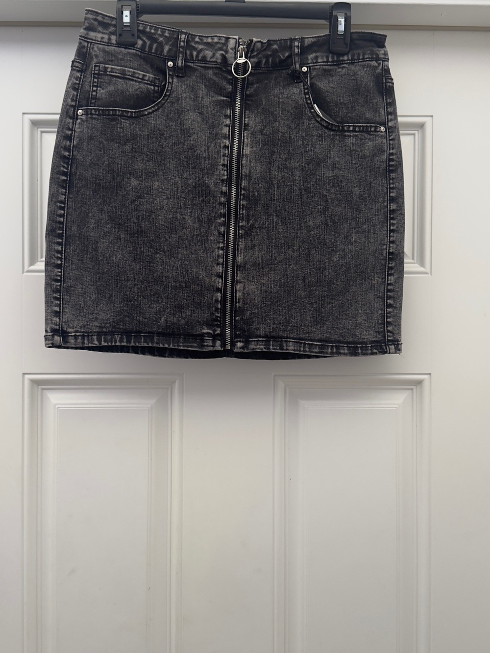 NWT Refuge Denim Black Acid-Wash Denim Zip-Front Mini Skirt Extra Large
